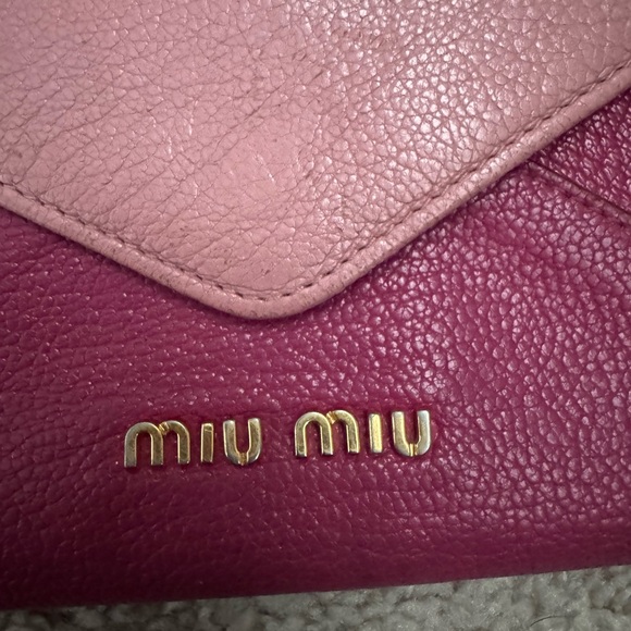 Preloved Authentic Miu Miu Envelope Wallet - Picture 10 of 15